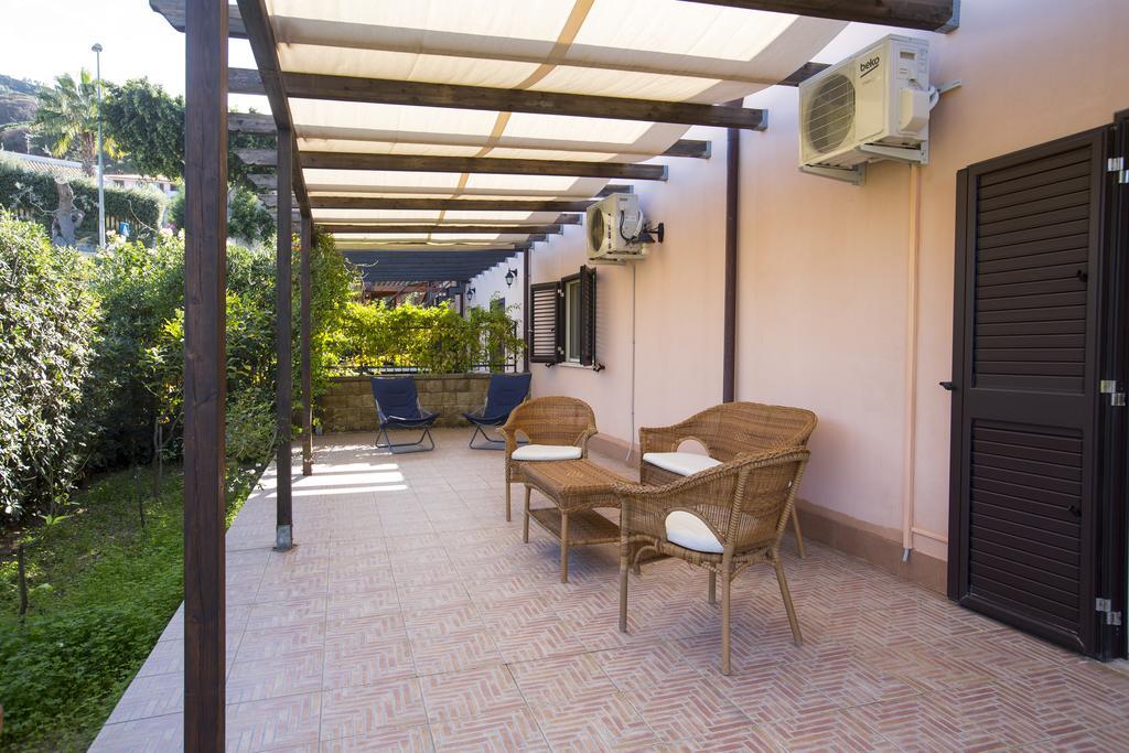 تْشيفالو Villa Di Franco المظهر الخارجي الصورة